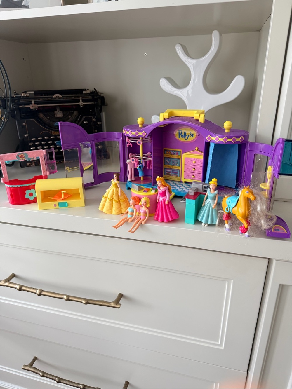 Vintage 1999 MATTEL POLLY POCKET Boutique Fashion Store & Dolls W/ Accessories